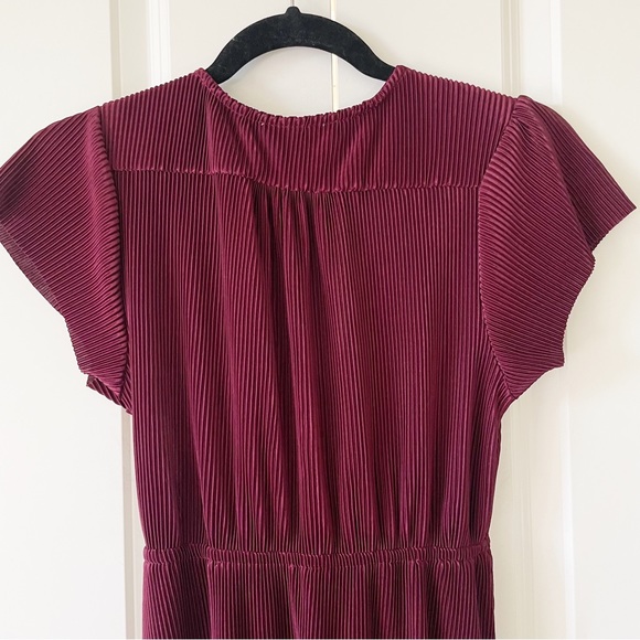 Baltic Born Athena Pleated Short Sleeve Mulberry Maxi Dress Size XS - Picture 8 of 14